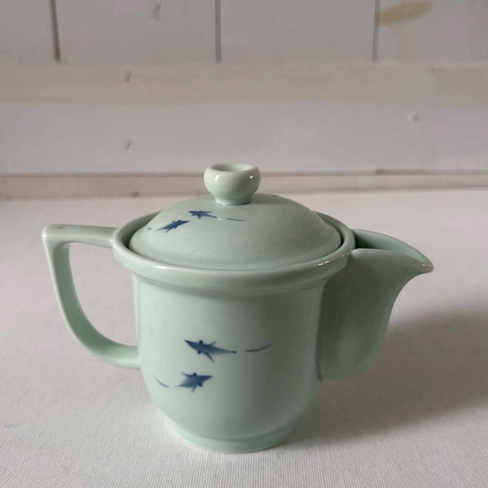 Hand Painted One Person Teapot with Blue Swimming Fish Design - Picture 3 of 11
